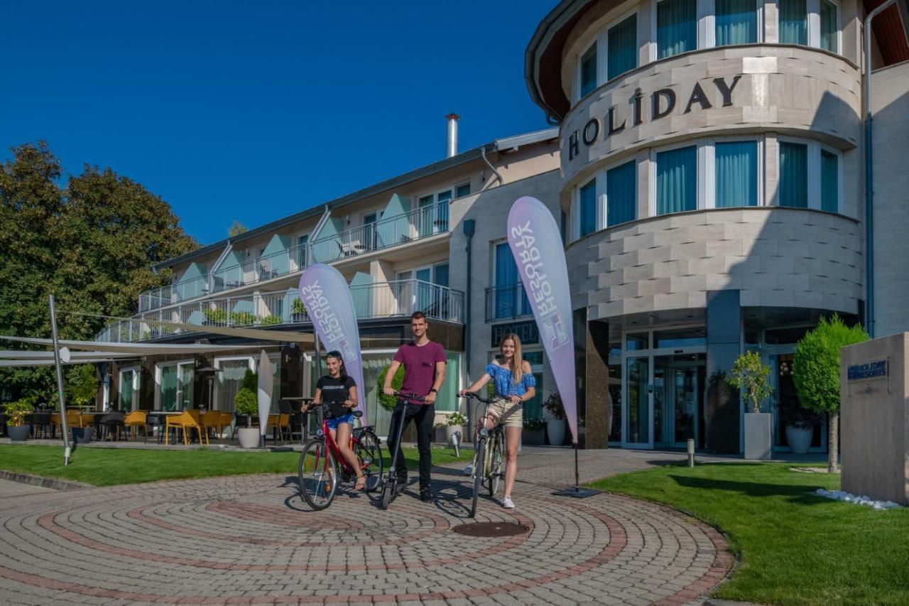 Holiday Resorts Balatonszarszo Kültér fotó